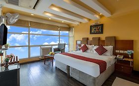 Hotel Palm Do'R # Walking Distance To New Delhi Station # Parking # Family Hotel # Customer'S Choice Hotel # Near To Tourist Places - India Gate, Red Fort, Jama Masjid